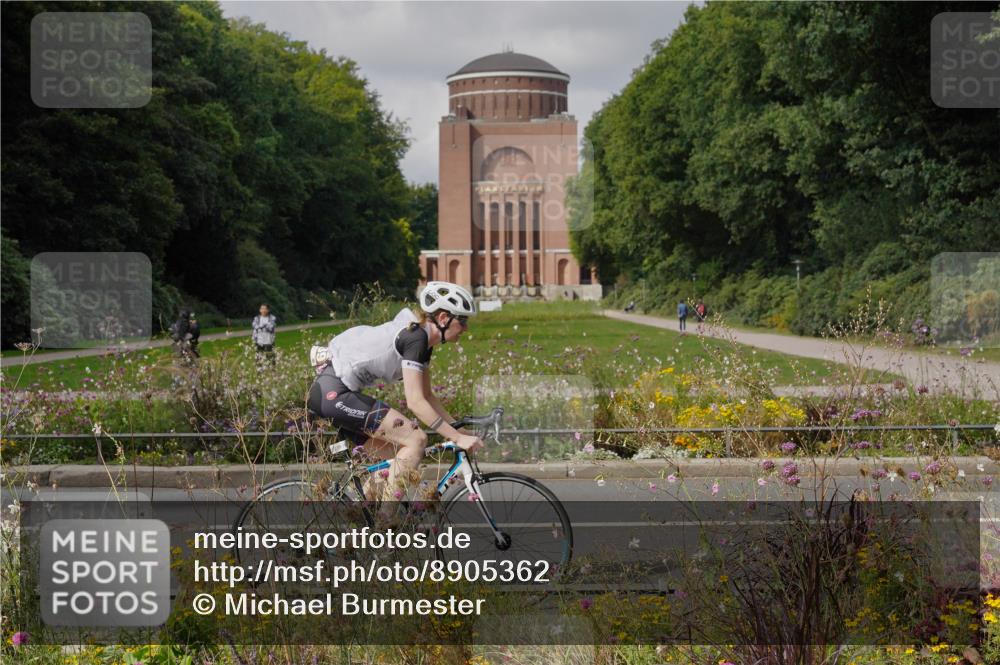 14.09.2025 - Stadtparktriathlon Michael Burmester http://msf.ph/oto/8905362 14.09.2025 12:17:08 Radfahren 1158, 1173, 1239, 1249, 1306 meine-sportfotos.de