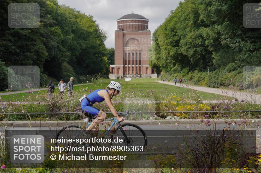 14.09.2025 - Stadtparktriathlon Michael Burmester http://msf.ph/oto/8905363 14.09.2025 12:17:11 Radfahren 1158, 1173, 1239, 1249, 1261, 1306 meine-sportfotos.de