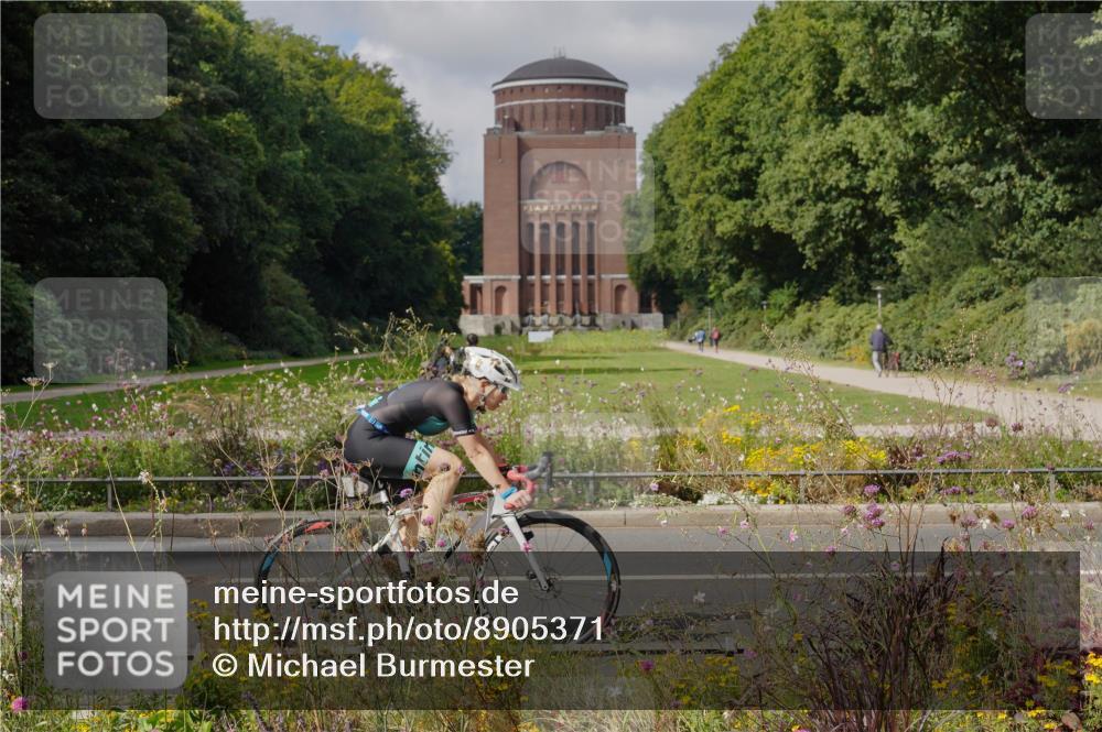 14.09.2025 - Stadtparktriathlon Michael Burmester http://msf.ph/oto/8905371 14.09.2025 12:17:35 Radfahren 1096, 1148, 1163, 1255, 1317 meine-sportfotos.de