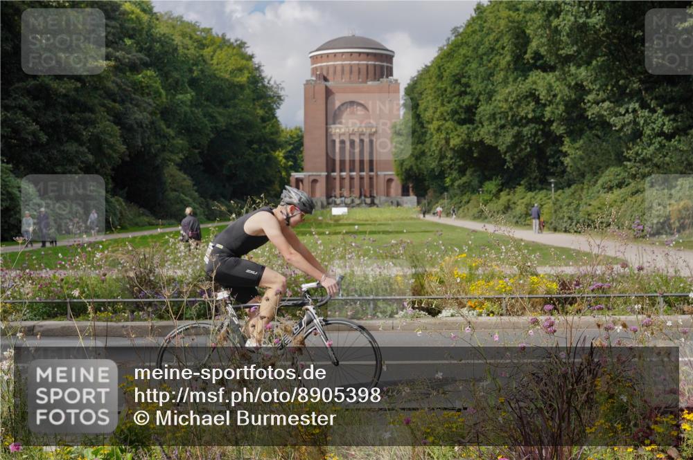 14.09.2025 - Stadtparktriathlon Michael Burmester http://msf.ph/oto/8905398 14.09.2025 12:18:49 Radfahren 1132, 1212, 1256, 1280, 1314 meine-sportfotos.de