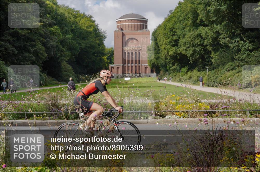 14.09.2025 - Stadtparktriathlon Michael Burmester http://msf.ph/oto/8905399 14.09.2025 12:18:50 Radfahren 1132, 1212, 1256, 1280, 1314 meine-sportfotos.de
