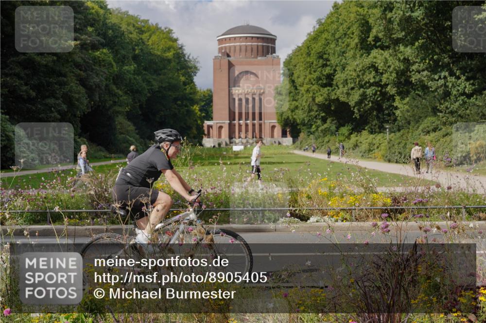 14.09.2025 - Stadtparktriathlon Michael Burmester http://msf.ph/oto/8905405 14.09.2025 12:19:28 Radfahren 1143, 1160, 1169, 1189, 1217, 1250 meine-sportfotos.de