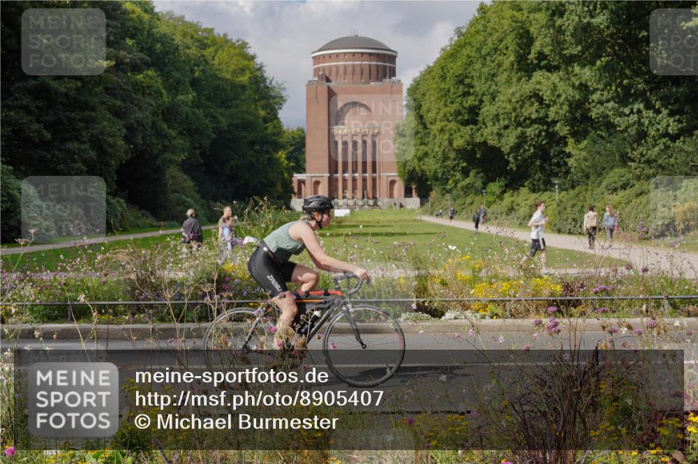 14.09.2025 - Stadtparktriathlon Michael Burmester http://msf.ph/oto/8905407 14.09.2025 12:19:30 Radfahren 1143, 1160, 1169, 1189, 1217, 1250 meine-sportfotos.de