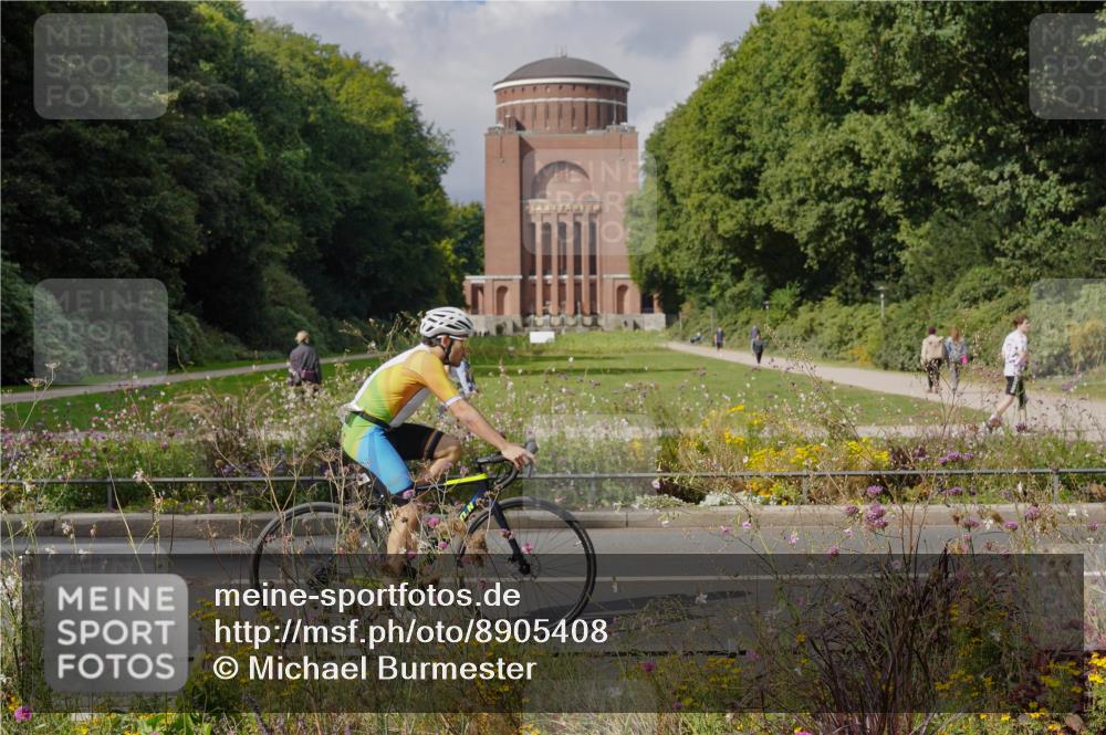 14.09.2025 - Stadtparktriathlon Michael Burmester http://msf.ph/oto/8905408 14.09.2025 12:19:31 Radfahren 1143, 1160, 1169, 1189, 1217, 1250 meine-sportfotos.de