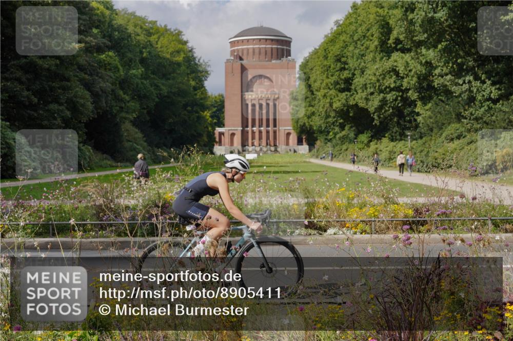 14.09.2025 - Stadtparktriathlon Michael Burmester http://msf.ph/oto/8905411 14.09.2025 12:19:43 Radfahren 1146, 1157, 1223, 1242, 1252, 1286, 1296 meine-sportfotos.de