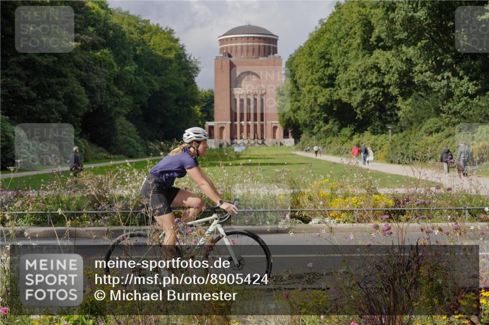 14.09.2025 - Stadtparktriathlon Michael Burmester http://msf.ph/oto/8905424 14.09.2025 12:20:38 Radfahren 1137, 1142, 1171, 1188, 1244 meine-sportfotos.de