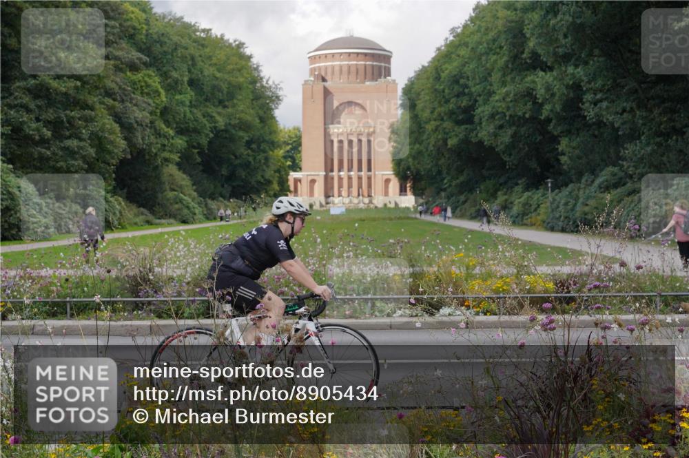 14.09.2025 - Stadtparktriathlon Michael Burmester http://msf.ph/oto/8905434 14.09.2025 12:21:19 Radfahren 1122, 1151, 1183, 1197, 1213, 1258, 1293, 1312, 1315 meine-sportfotos.de