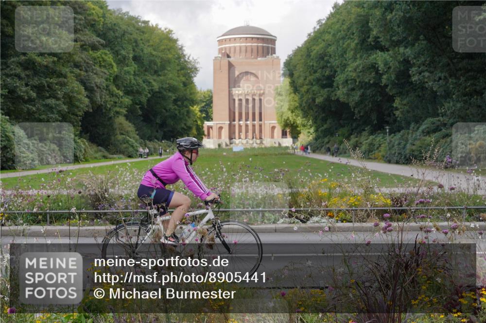14.09.2025 - Stadtparktriathlon Michael Burmester http://msf.ph/oto/8905441 14.09.2025 12:21:32 Radfahren 1094, 1134, 1174, 1183, 1209, 1248, 1257, 1299 meine-sportfotos.de