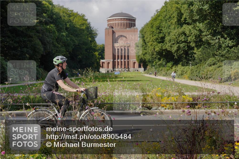 14.09.2025 - Stadtparktriathlon Michael Burmester http://msf.ph/oto/8905484 14.09.2025 12:23:28 Radfahren 1129, 1152, 1172, 1203, 1211, 1231, 1268, 1272, 1275, 1294 meine-sportfotos.de