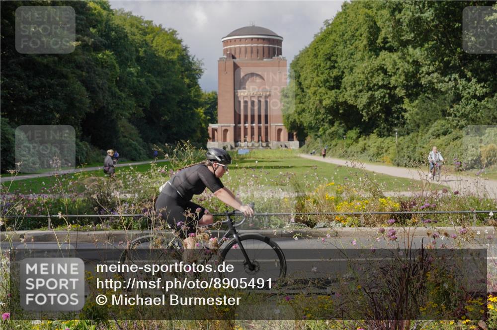 14.09.2025 - Stadtparktriathlon Michael Burmester http://msf.ph/oto/8905491 14.09.2025 12:23:34 Radfahren 1129, 1152, 1172, 1203, 1211, 1231, 1268, 1272, 1275 meine-sportfotos.de