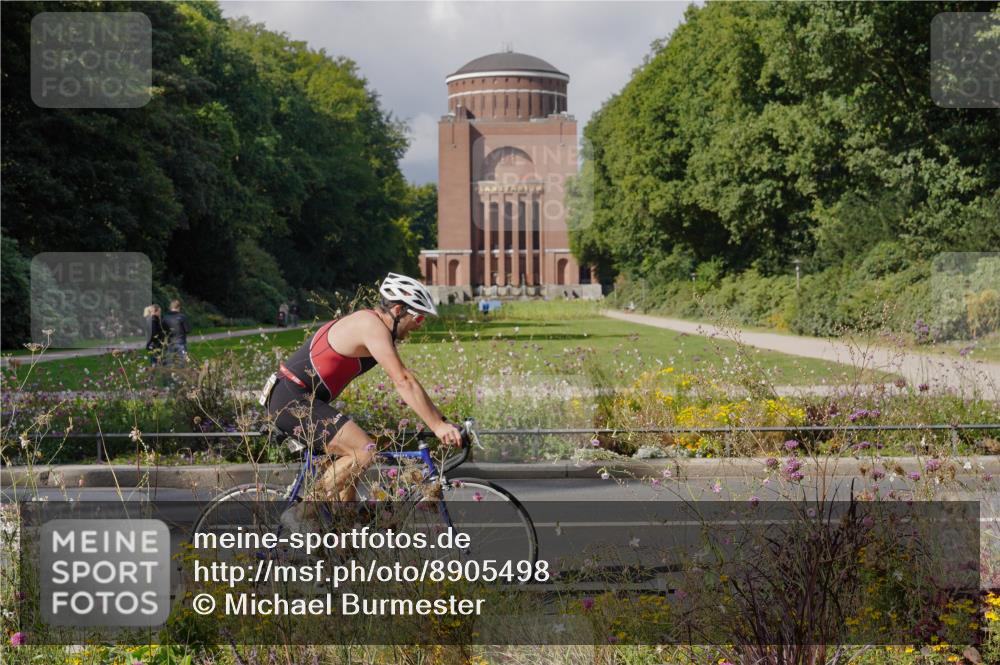 14.09.2025 - Stadtparktriathlon Michael Burmester http://msf.ph/oto/8905498 14.09.2025 12:24:33 Radfahren 1156, 1173, 1193 meine-sportfotos.de