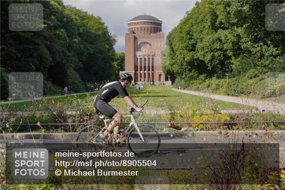14.09.2025 - Stadtparktriathlon Michael Burmester http://msf.ph/oto/8905504 14.09.2025 12:24:51 Radfahren 1133, 1205, 1239, 1249, 1261, 1276, 1287, 1306, 1317 meine-sportfotos.de