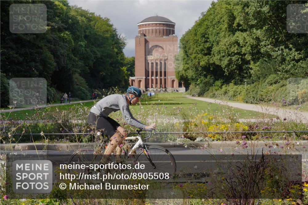 14.09.2025 - Stadtparktriathlon Michael Burmester http://msf.ph/oto/8905508 14.09.2025 12:24:56 Radfahren 1133, 1182, 1205, 1249, 1261, 1276, 1287, 1306, 1317 meine-sportfotos.de