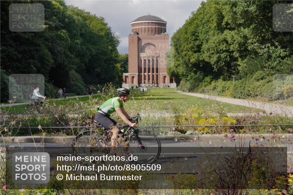 14.09.2025 - Stadtparktriathlon Michael Burmester http://msf.ph/oto/8905509 14.09.2025 12:24:57 Radfahren 1133, 1182, 1249, 1261, 1276, 1287, 1306, 1317 meine-sportfotos.de