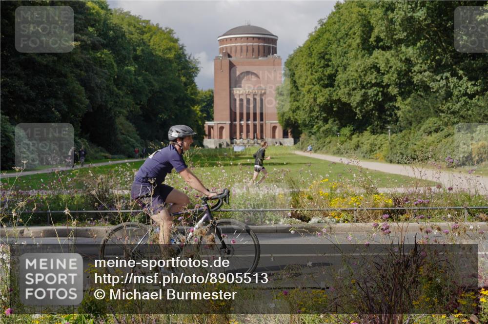 14.09.2025 - Stadtparktriathlon Michael Burmester http://msf.ph/oto/8905513 14.09.2025 12:25:08 Radfahren 1150, 1163, 1182, 1187, 1208, 1255, 1307 meine-sportfotos.de