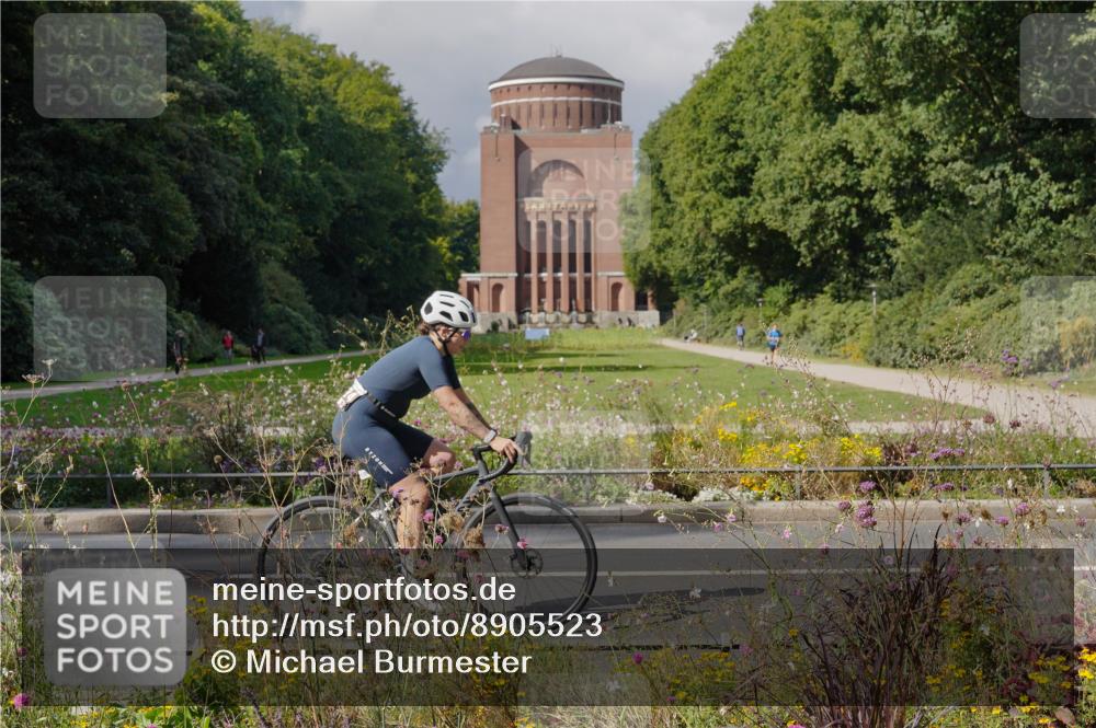 14.09.2025 - Stadtparktriathlon Michael Burmester http://msf.ph/oto/8905523 14.09.2025 12:25:36 Radfahren 1081, 1141, 1224, 1274, 1300, 1310 meine-sportfotos.de