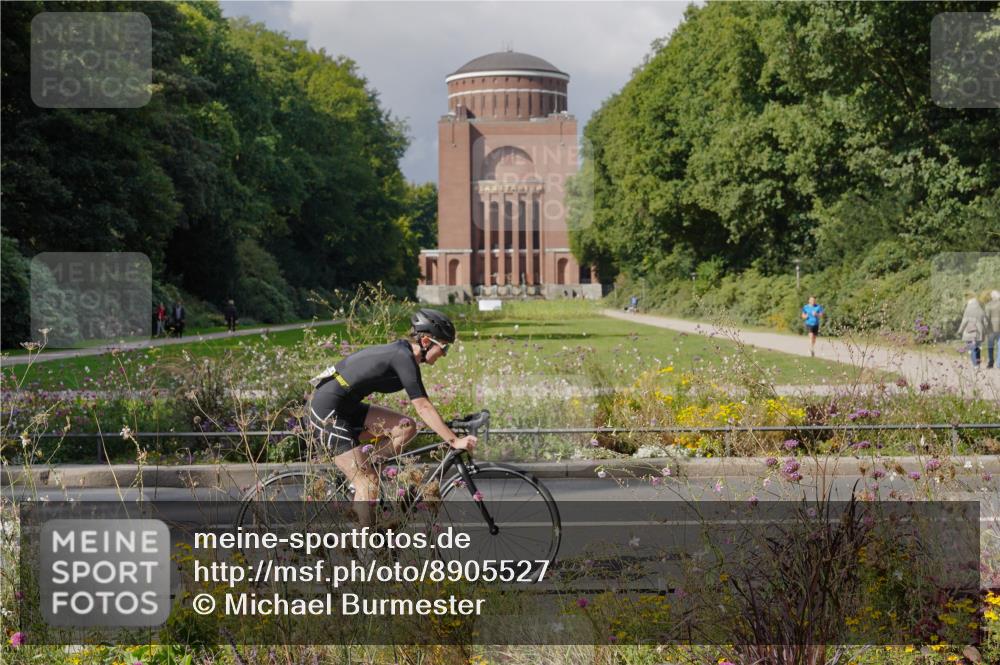 14.09.2025 - Stadtparktriathlon Michael Burmester http://msf.ph/oto/8905527 14.09.2025 12:25:47 Radfahren 1132, 1141, 1144, 1167, 1170, 1229, 1245, 1247 meine-sportfotos.de