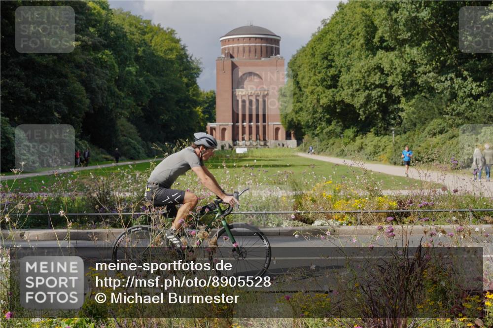 14.09.2025 - Stadtparktriathlon Michael Burmester http://msf.ph/oto/8905528 14.09.2025 12:25:48 Radfahren 1100, 1132, 1141, 1144, 1167, 1170, 1229, 1245, 1247 meine-sportfotos.de
