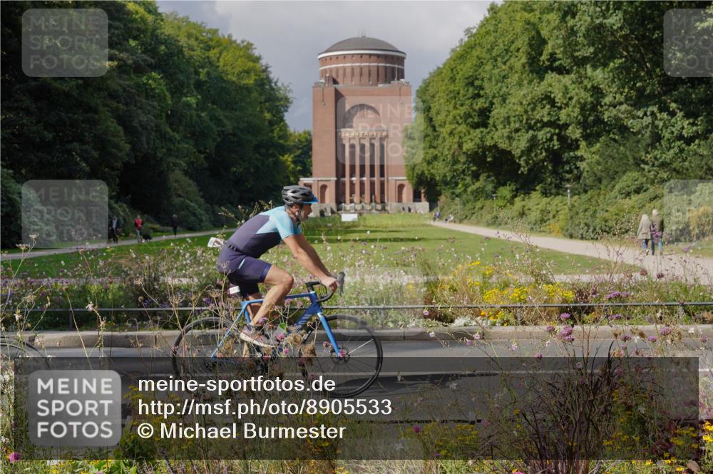 14.09.2025 - Stadtparktriathlon Michael Burmester http://msf.ph/oto/8905533 14.09.2025 12:25:54 Radfahren 1100, 1132, 1167, 1170, 1212, 1245, 1247 meine-sportfotos.de