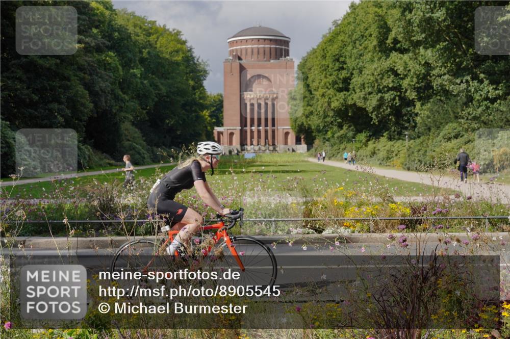 14.09.2025 - Stadtparktriathlon Michael Burmester http://msf.ph/oto/8905545 14.09.2025 12:26:53 Radfahren 1128, 1160, 1189, 1280, 1303, 1314 meine-sportfotos.de