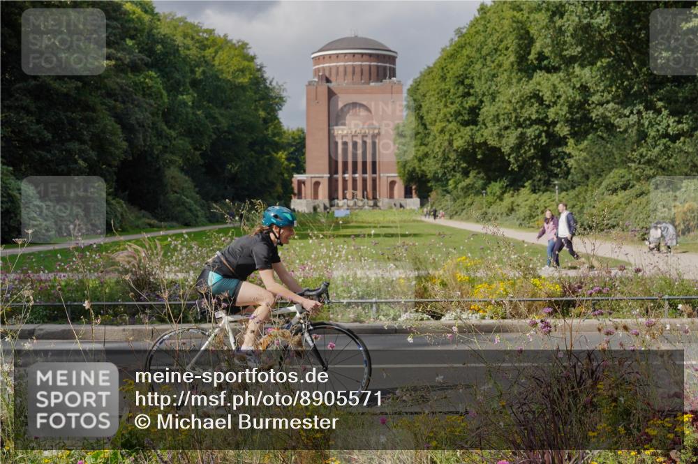 14.09.2025 - Stadtparktriathlon Michael Burmester http://msf.ph/oto/8905571 14.09.2025 12:28:13 Radfahren 1147, 1244, 1256, 1283 meine-sportfotos.de