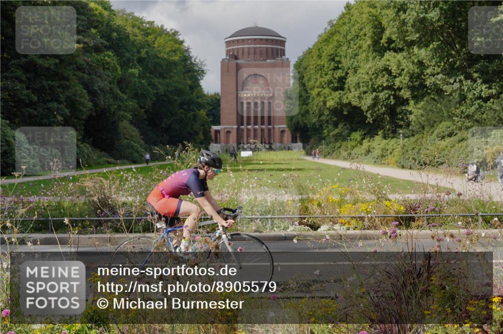 14.09.2025 - Stadtparktriathlon Michael Burmester http://msf.ph/oto/8905579 14.09.2025 12:29:00 Radfahren 1142, 1151, 1157, 1213, 1219, 1264, 1315 meine-sportfotos.de