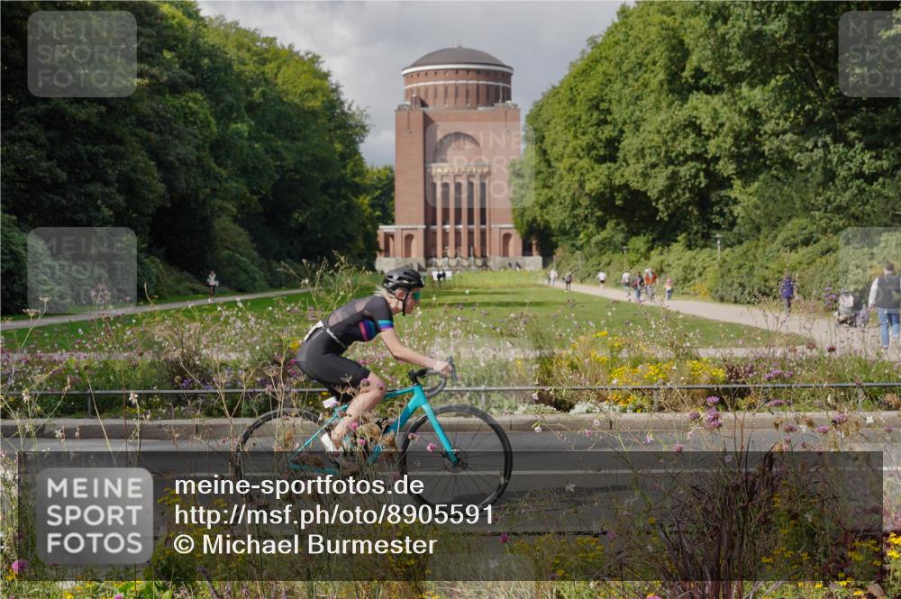 14.09.2025 - Stadtparktriathlon Michael Burmester http://msf.ph/oto/8905591 14.09.2025 12:29:48 Radfahren 1134, 1204, 1241, 1258, 1298, 1311 meine-sportfotos.de