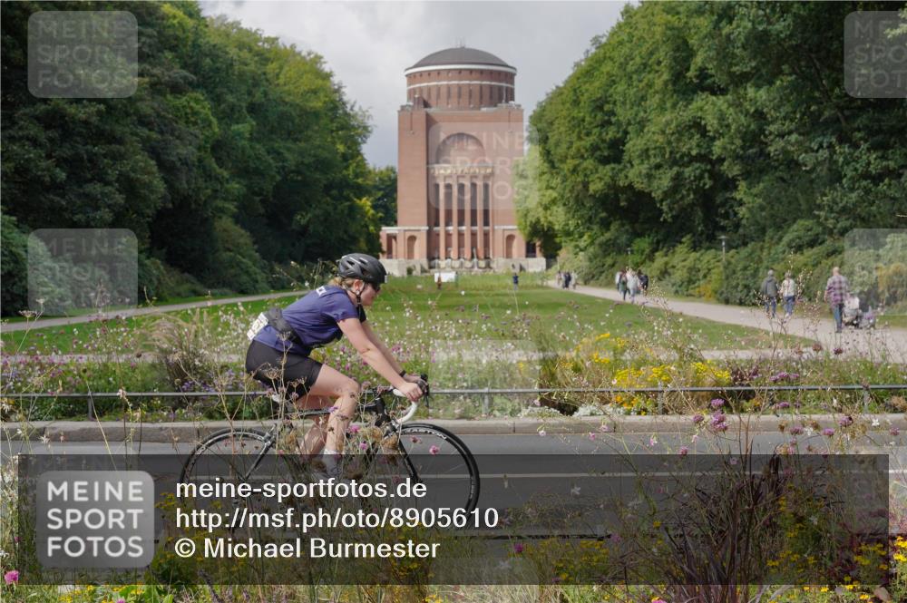 14.09.2025 - Stadtparktriathlon Michael Burmester http://msf.ph/oto/8905610 14.09.2025 12:30:52 Radfahren 1152, 1237, 1251, 1263, 1278, 1288, 1321 meine-sportfotos.de