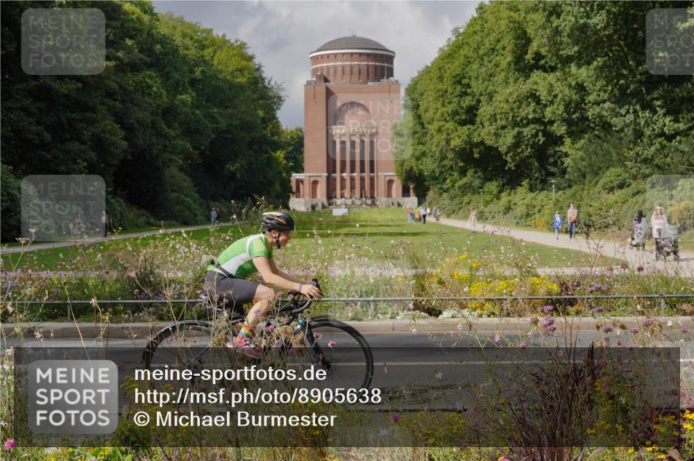 14.09.2025 - Stadtparktriathlon Michael Burmester http://msf.ph/oto/8905638 14.09.2025 12:32:53 Radfahren 1163, 1202, 1210, 1249, 1274, 1306 meine-sportfotos.de