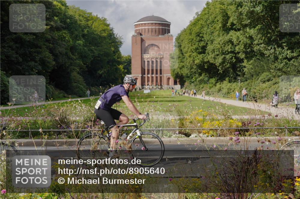 14.09.2025 - Stadtparktriathlon Michael Burmester http://msf.ph/oto/8905640 14.09.2025 12:32:56 Radfahren 1163, 1193, 1202, 1210, 1249, 1274, 1306, 1310 meine-sportfotos.de