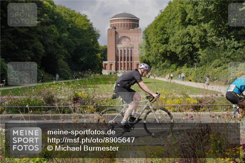 14.09.2025 - Stadtparktriathlon Michael Burmester http://msf.ph/oto/8905647 14.09.2025 12:33:13 Radfahren 1148, 1150, 1156, 1224, 1245, 1247, 1255, 1287 meine-sportfotos.de