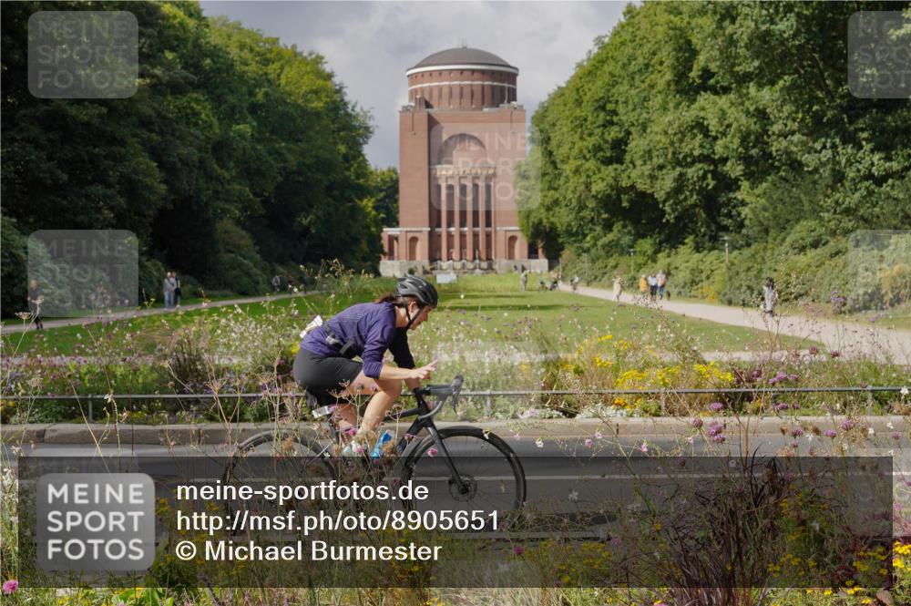 14.09.2025 - Stadtparktriathlon Michael Burmester http://msf.ph/oto/8905651 14.09.2025 12:33:20 Radfahren 1150, 1245, 1247, 1255, 1287, 1417 meine-sportfotos.de