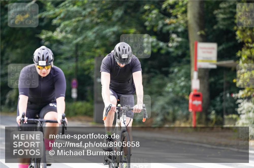 14.09.2025 - Stadtparktriathlon Michael Burmester http://msf.ph/oto/8905658 14.09.2025 13:10:43 Radfahren 1331, 1341, 1342, 1380, 1414, 1431, 1493, 1519 meine-sportfotos.de