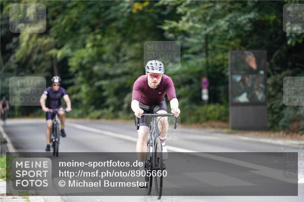 14.09.2025 - Stadtparktriathlon Michael Burmester http://msf.ph/oto/8905660 14.09.2025 13:10:48 Radfahren 1380, 1414, 1431, 1476, 1493, 1519 meine-sportfotos.de