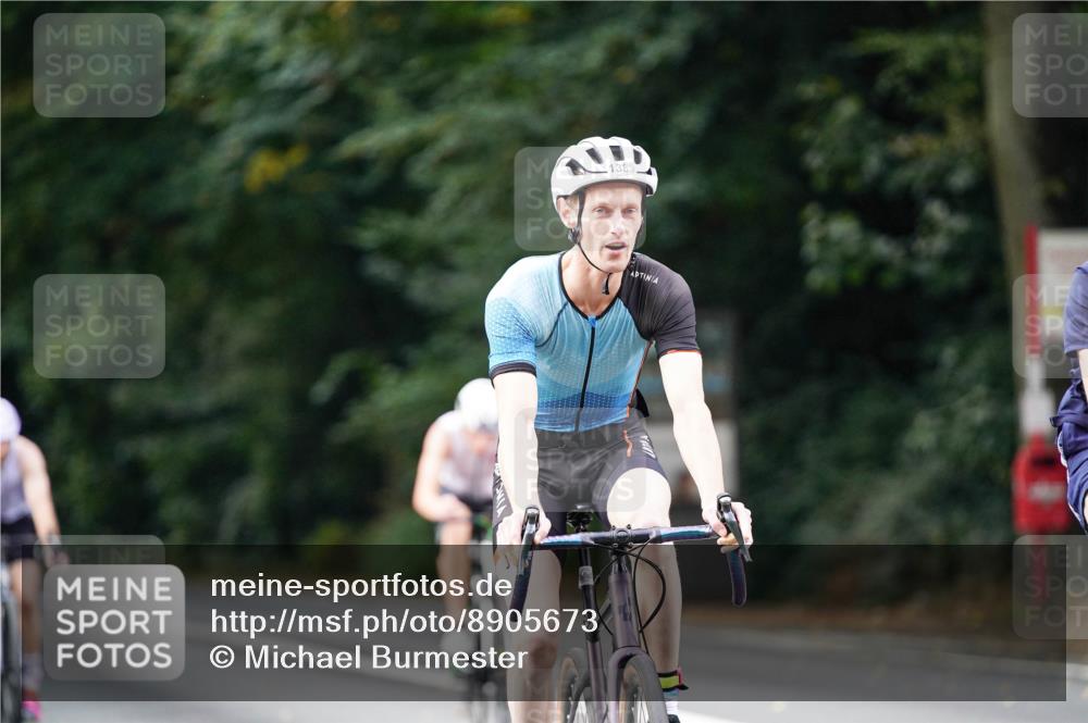 14.09.2025 - Stadtparktriathlon Michael Burmester http://msf.ph/oto/8905673 14.09.2025 13:11:30 Radfahren 1374, 1389, 1397, 1434, 1463, 1473, 1475, 1497, 1551 meine-sportfotos.de