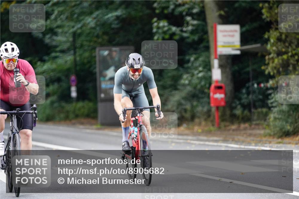 14.09.2025 - Stadtparktriathlon Michael Burmester http://msf.ph/oto/8905682 14.09.2025 13:11:45 Radfahren 1376, 1435, 1437, 1483, 1521 meine-sportfotos.de