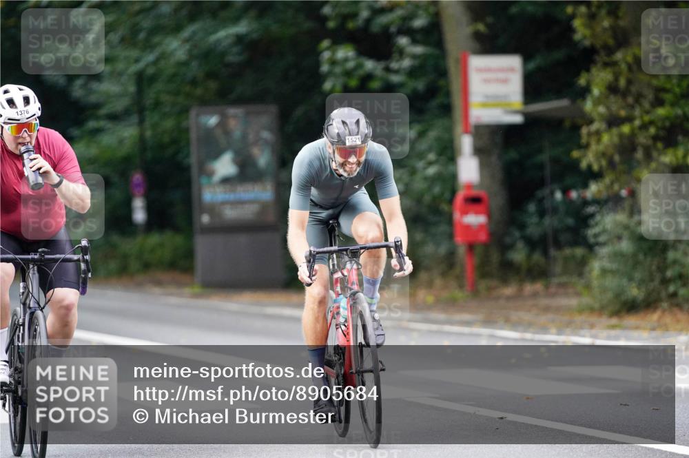14.09.2025 - Stadtparktriathlon Michael Burmester http://msf.ph/oto/8905684 14.09.2025 13:11:45 Radfahren 1376, 1435, 1437, 1483, 1521 meine-sportfotos.de