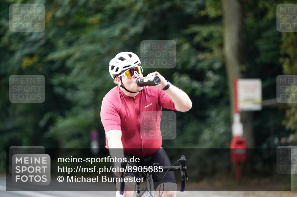 14.09.2025 - Stadtparktriathlon Michael Burmester http://msf.ph/oto/8905685 14.09.2025 13:11:46 Radfahren 1376, 1435, 1437, 1483, 1521 meine-sportfotos.de