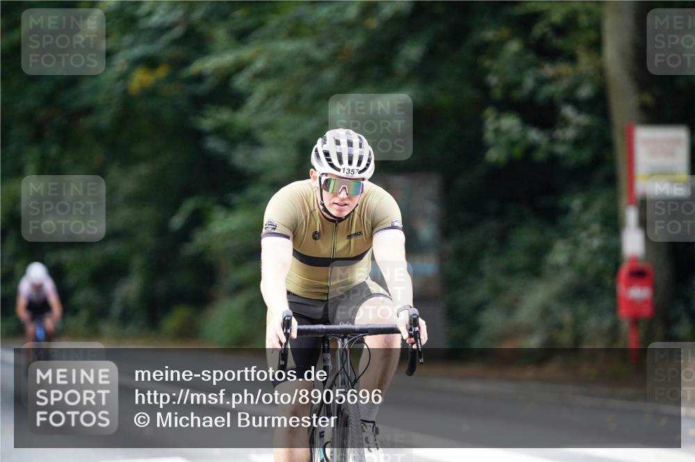 14.09.2025 - Stadtparktriathlon Michael Burmester http://msf.ph/oto/8905696 14.09.2025 13:12:00 Radfahren 1275, 1357, 1394, 1465, 1545 meine-sportfotos.de