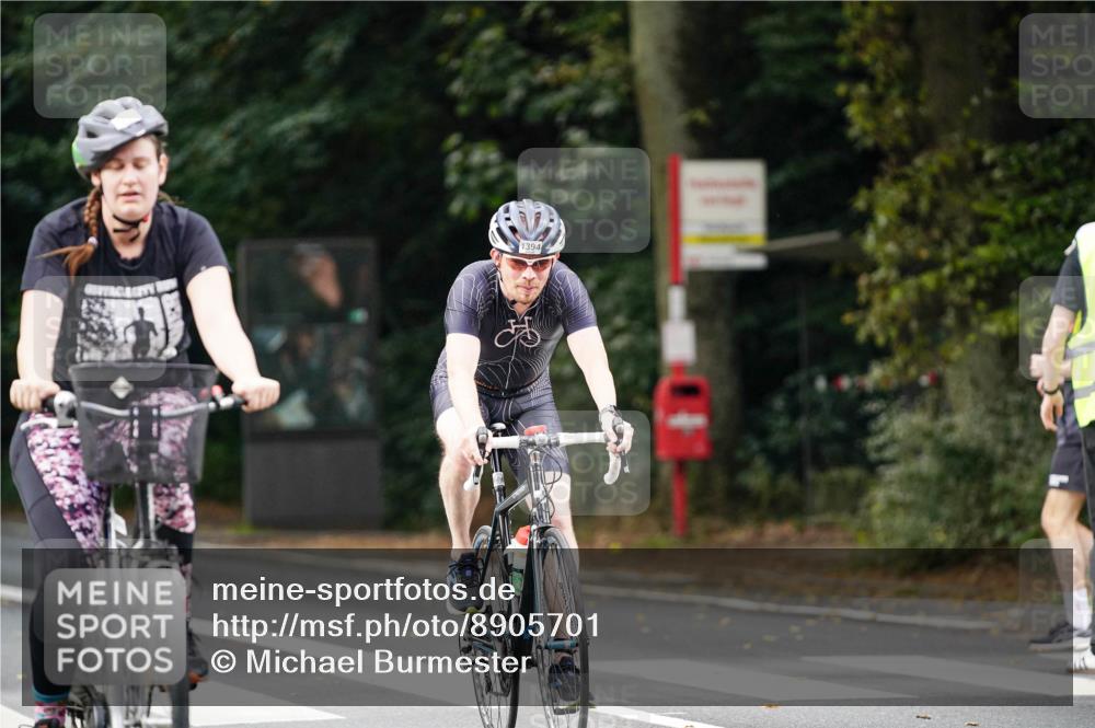 14.09.2025 - Stadtparktriathlon Michael Burmester http://msf.ph/oto/8905701 14.09.2025 13:12:05 Radfahren 1275, 1326, 1357, 1394, 1465, 1472, 1545, 1558 meine-sportfotos.de