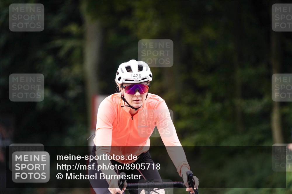 14.09.2025 - Stadtparktriathlon Michael Burmester http://msf.ph/oto/8905718 14.09.2025 13:12:36 Radfahren 1370, 1426, 1494 meine-sportfotos.de