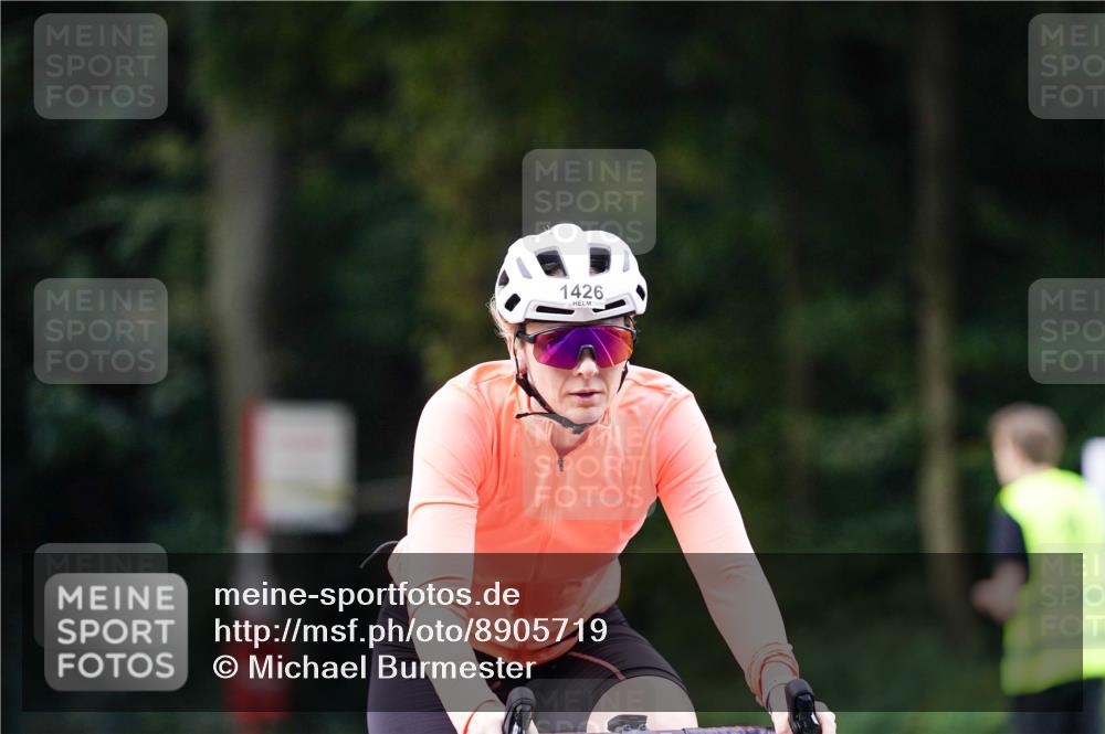 14.09.2025 - Stadtparktriathlon Michael Burmester http://msf.ph/oto/8905719 14.09.2025 13:12:36 Radfahren 1370, 1426, 1494 meine-sportfotos.de