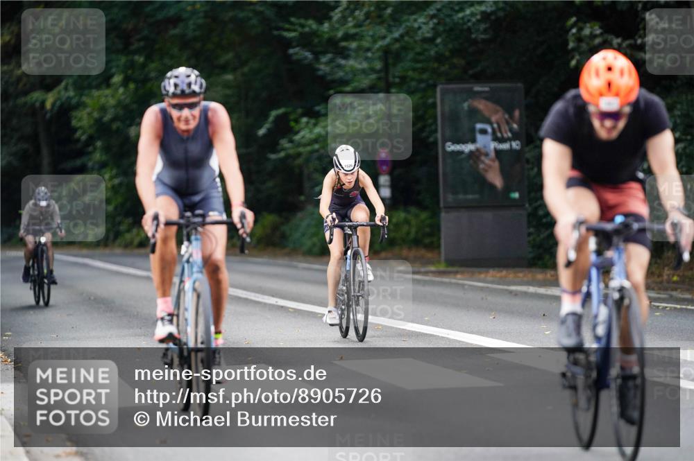 14.09.2025 - Stadtparktriathlon Michael Burmester http://msf.ph/oto/8905726 14.09.2025 13:13:03 Radfahren 1324, 1350, 1484, 1490, 1513, 1526, 1546 meine-sportfotos.de