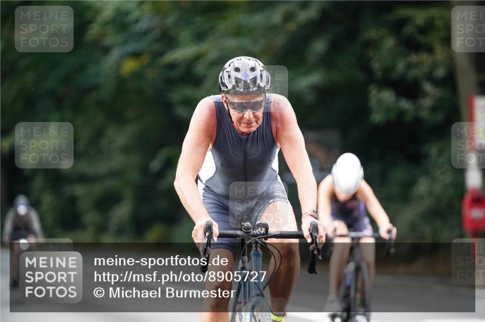 14.09.2025 - Stadtparktriathlon Michael Burmester http://msf.ph/oto/8905727 14.09.2025 13:13:04 Radfahren 1324, 1350, 1490, 1513, 1526 meine-sportfotos.de
