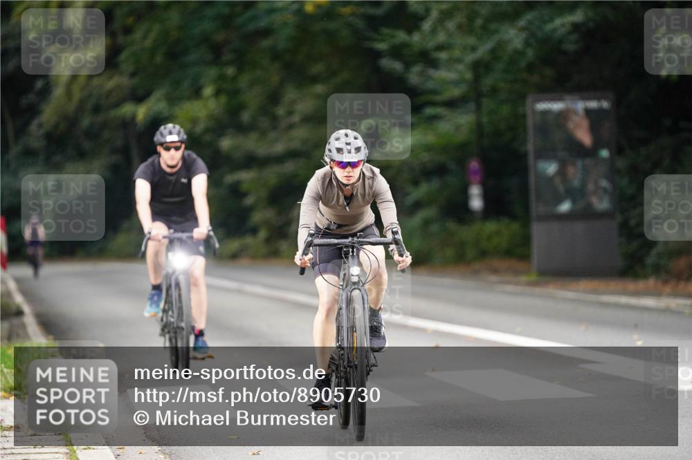 14.09.2025 - Stadtparktriathlon Michael Burmester http://msf.ph/oto/8905730 14.09.2025 13:13:07 Radfahren 1324, 1350, 1490, 1513, 1526 meine-sportfotos.de