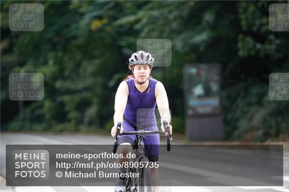 14.09.2025 - Stadtparktriathlon Michael Burmester http://msf.ph/oto/8905735 14.09.2025 13:13:23 Radfahren 1323, 1541 meine-sportfotos.de