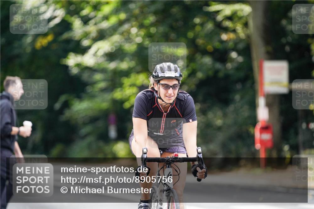 14.09.2025 - Stadtparktriathlon Michael Burmester http://msf.ph/oto/8905756 14.09.2025 13:14:23 Radfahren 1332, 1452, 1495, 1504, 1552 meine-sportfotos.de