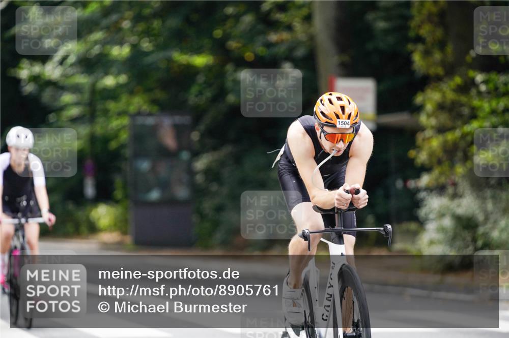 14.09.2025 - Stadtparktriathlon Michael Burmester http://msf.ph/oto/8905761 14.09.2025 13:14:31 Radfahren 1327, 1336, 1504, 1525 meine-sportfotos.de