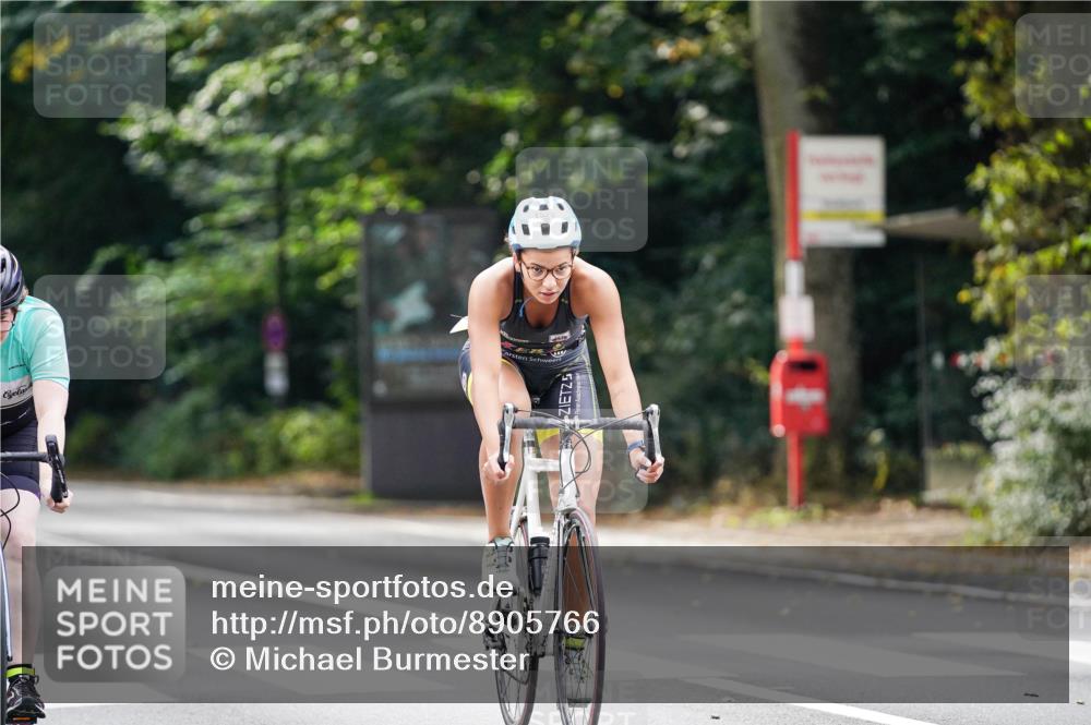 14.09.2025 - Stadtparktriathlon Michael Burmester http://msf.ph/oto/8905766 14.09.2025 13:14:34 Radfahren 1327, 1336, 1444, 1504, 1525 meine-sportfotos.de