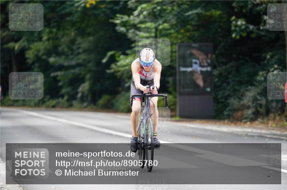 14.09.2025 - Stadtparktriathlon Michael Burmester http://msf.ph/oto/8905780 14.09.2025 13:14:53 Radfahren 1328, 1330, 1468, 1469, 1548 meine-sportfotos.de